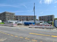 Peter Schulz - Mittelstandsberatung &amp; Projektsteuerung Gauting Bahnhofsplatz Neubau Baustelle mit Absperrungen mit Krahn